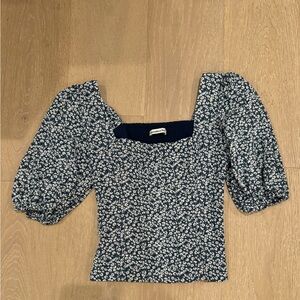 Floral puff sleeve (can be worn off shoulder)